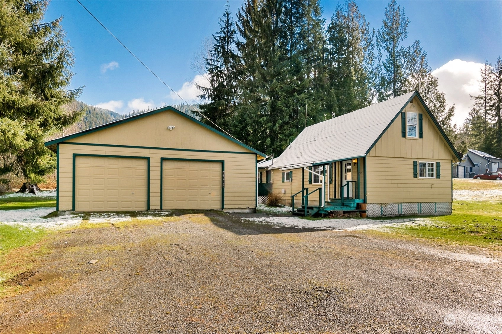5462 Us Hwy 101 Neilton WA 98552
