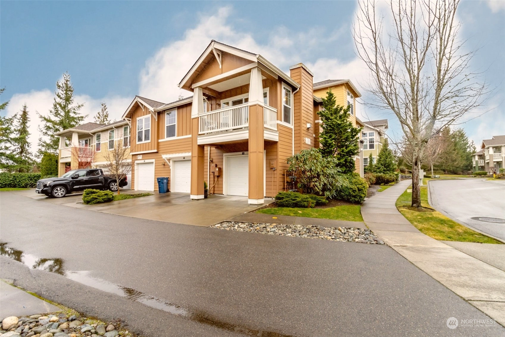 7711 Fairway Ave SE Unit 203 Unit 203 Snoqualmie WA 98065