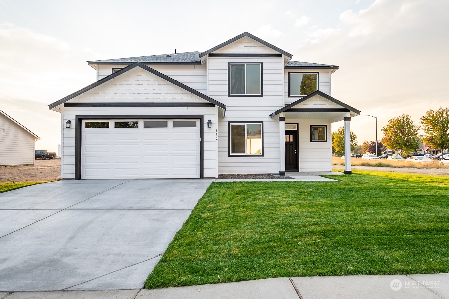 178 E Montmorency Blvd Unit  George WA 98824