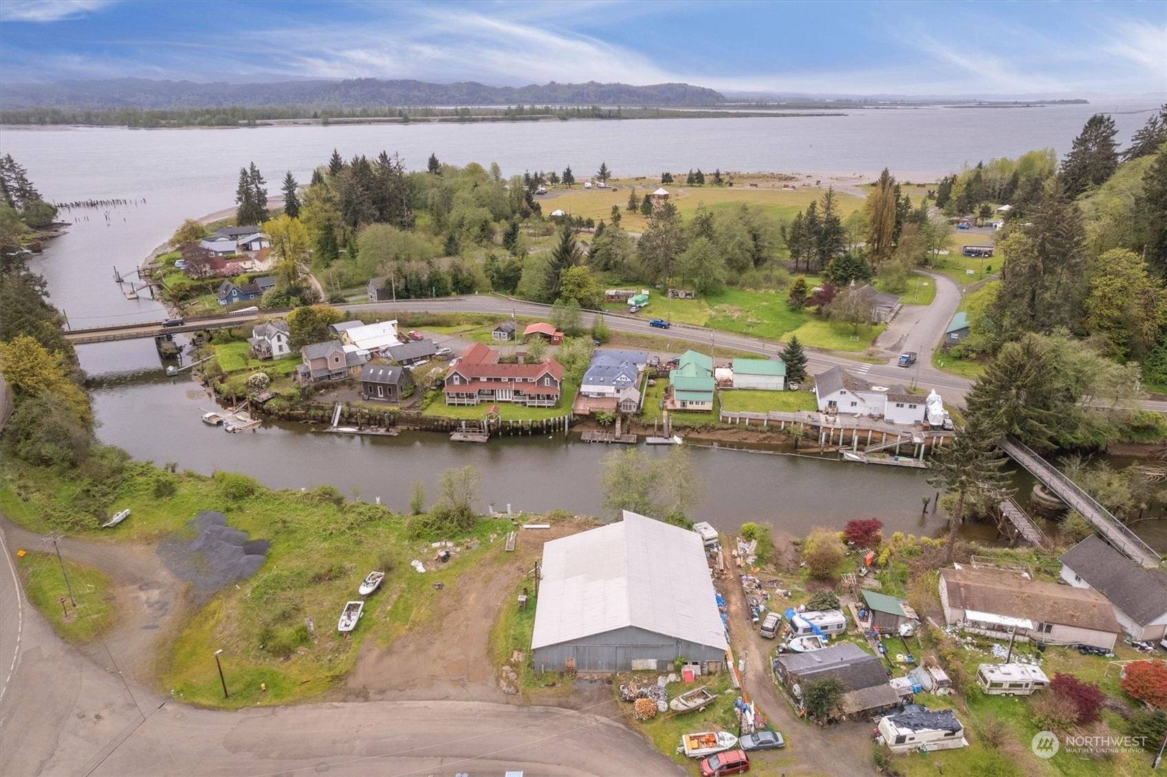 9 Fairgrounds Rd Skamokawa WA 98647