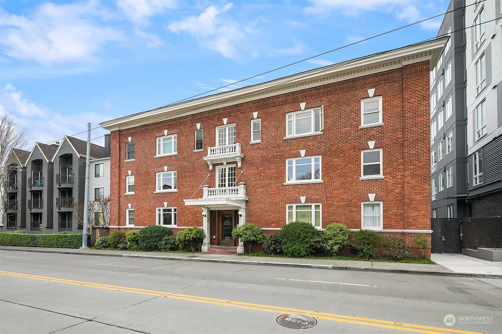 4725 15th Ave NE Unit 11 Unit 11 Seattle WA 98105