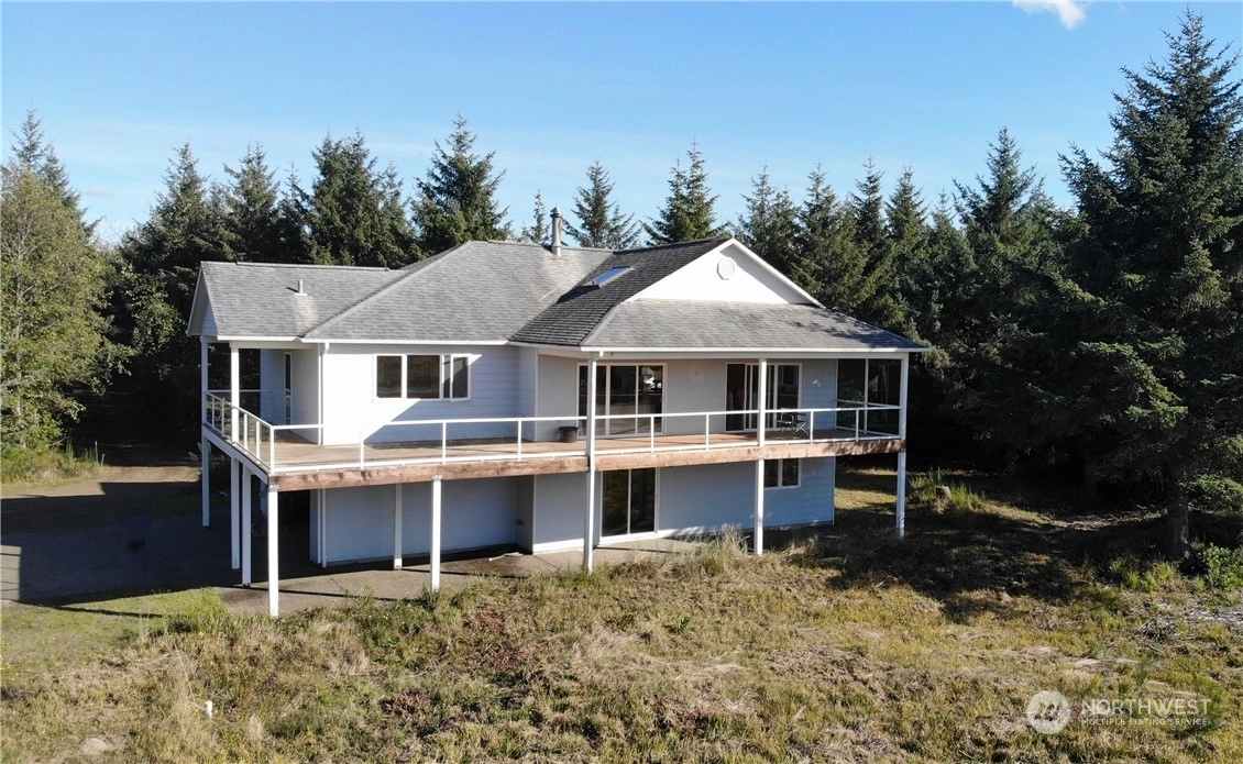 3249 St Rt 105 Unit  North Cove WA 98547