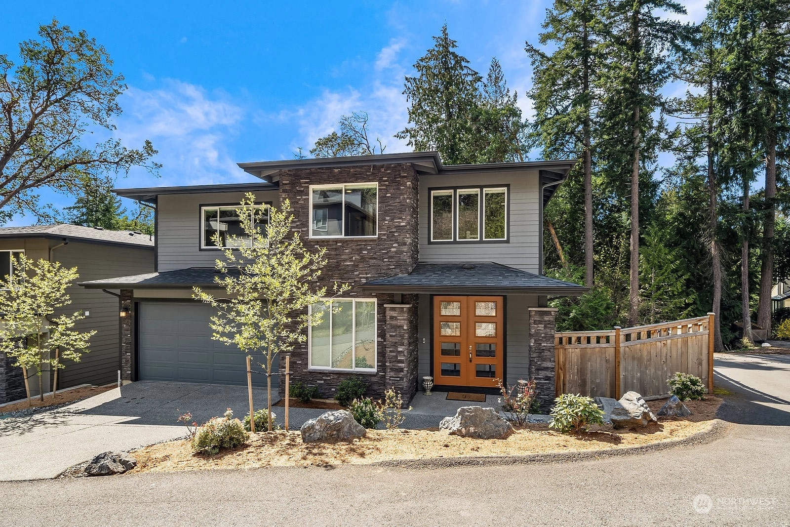 7213 NE 118th Ct Unit  Kirkland WA 98034