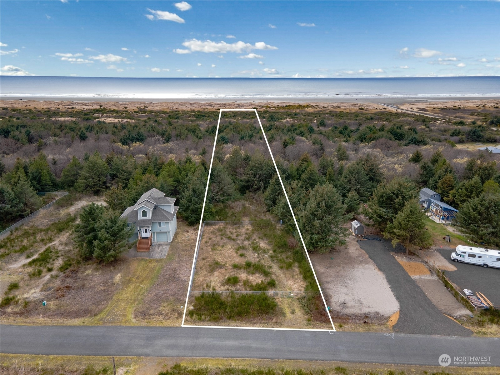 34 Ocean Blvd Ocean City WA 98569