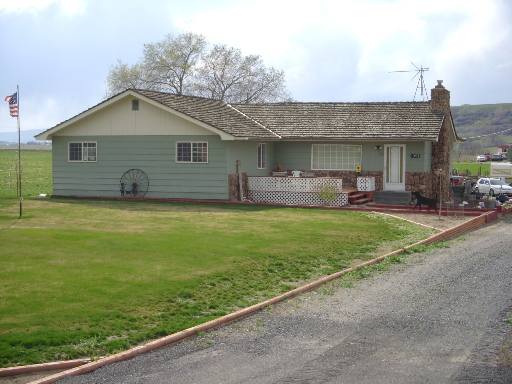 1091 Fairway Rd Mesa WA 99343