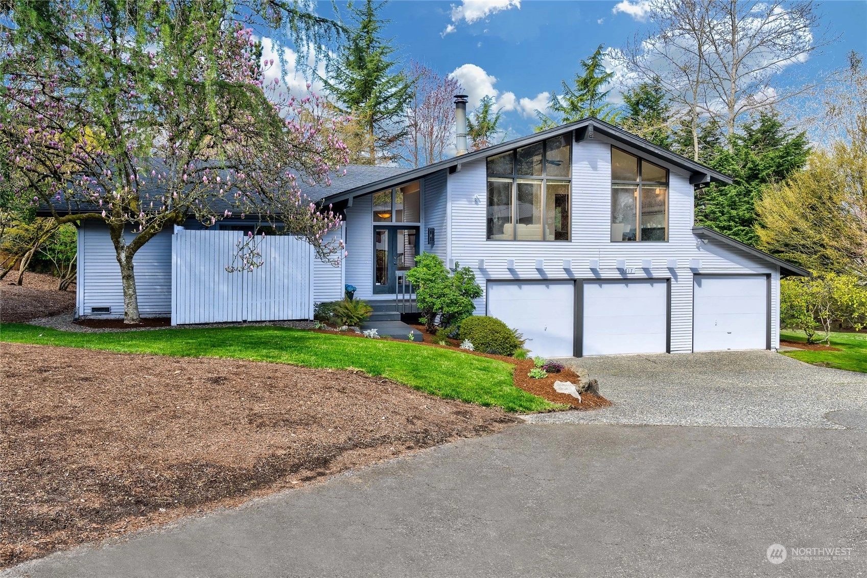 2817 88th Ave NE Unit  Hunts Point WA 98004