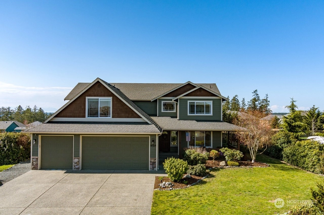 959 Lyle Ridge Cir Oak Harbor WA 98277