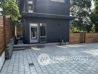 336 17th Ave Seattle WA 98122