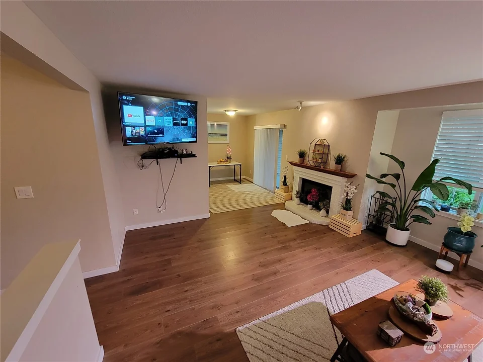 26016 106th Pl SE Unit F103 Unit F103 Kent WA 98030
