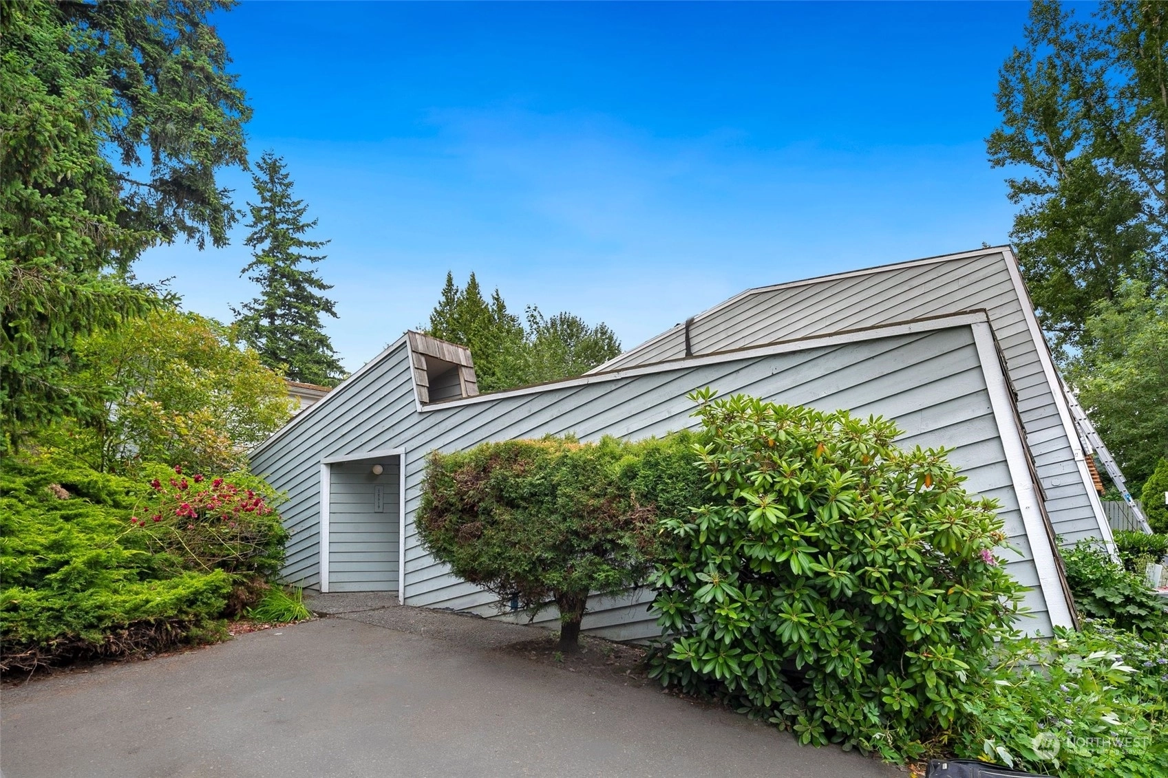 12519 SE 42nd St Unit 519 Unit 519 Bellevue WA 98006