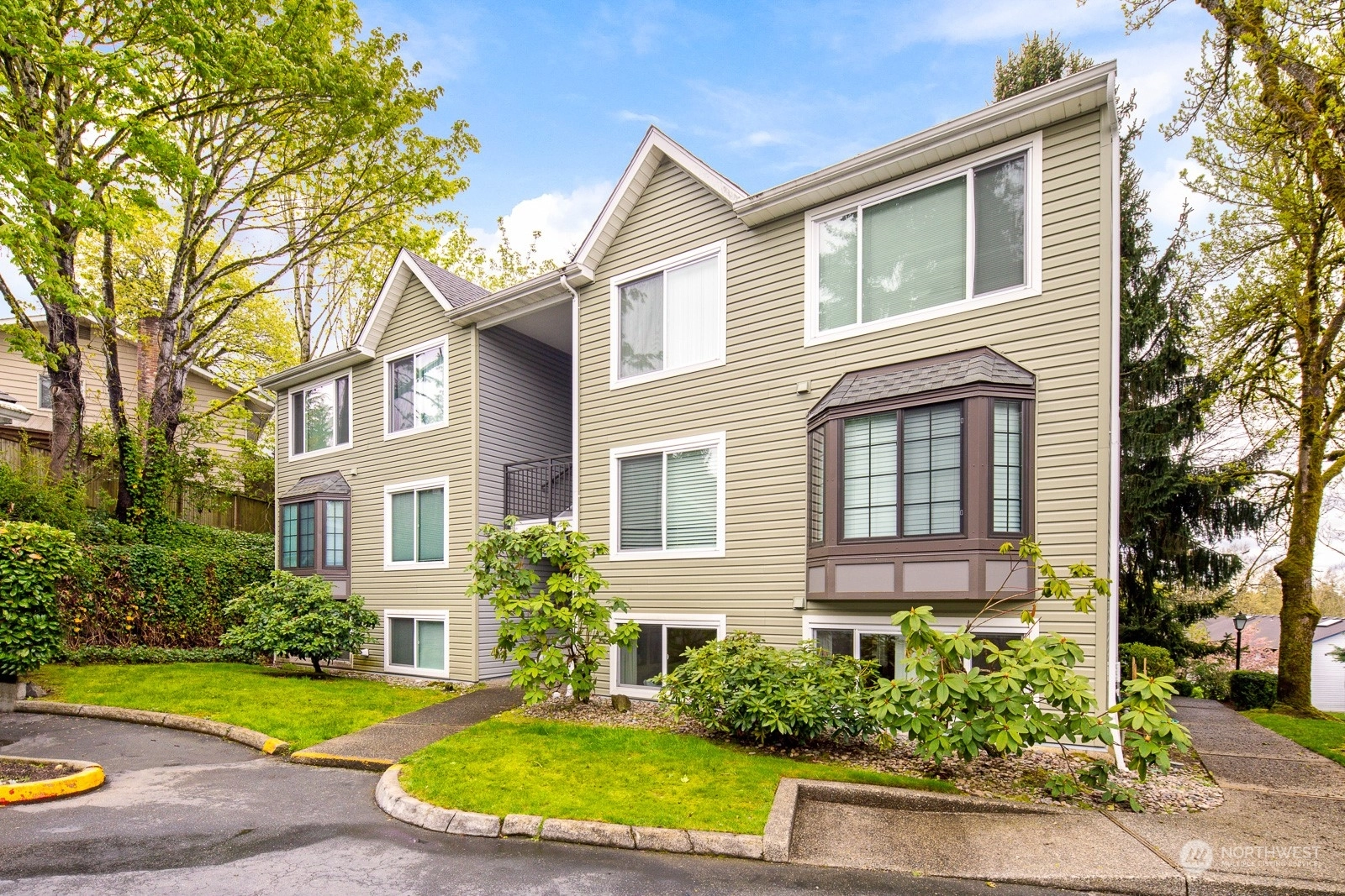 12728 NE 144th St Unit F102 Unit F102 Kirkland WA 98034