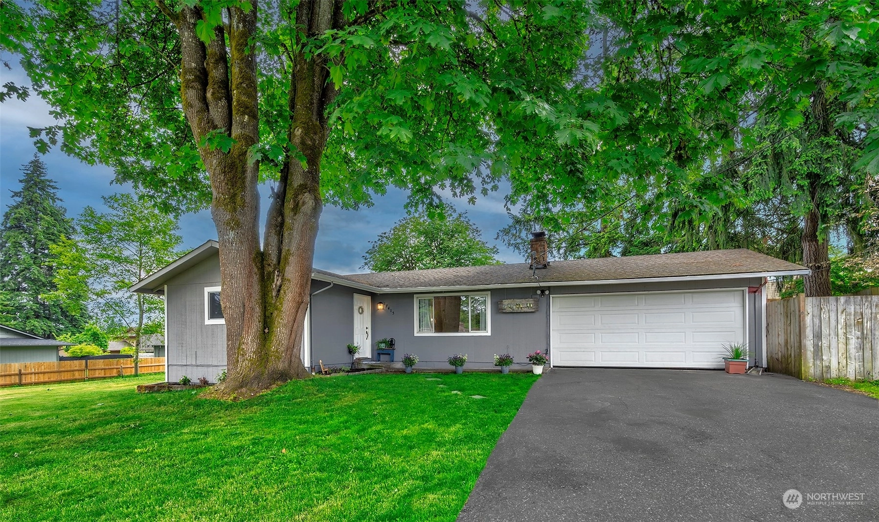 17415 Gravenstein Rd Unit  Bothell WA 98012