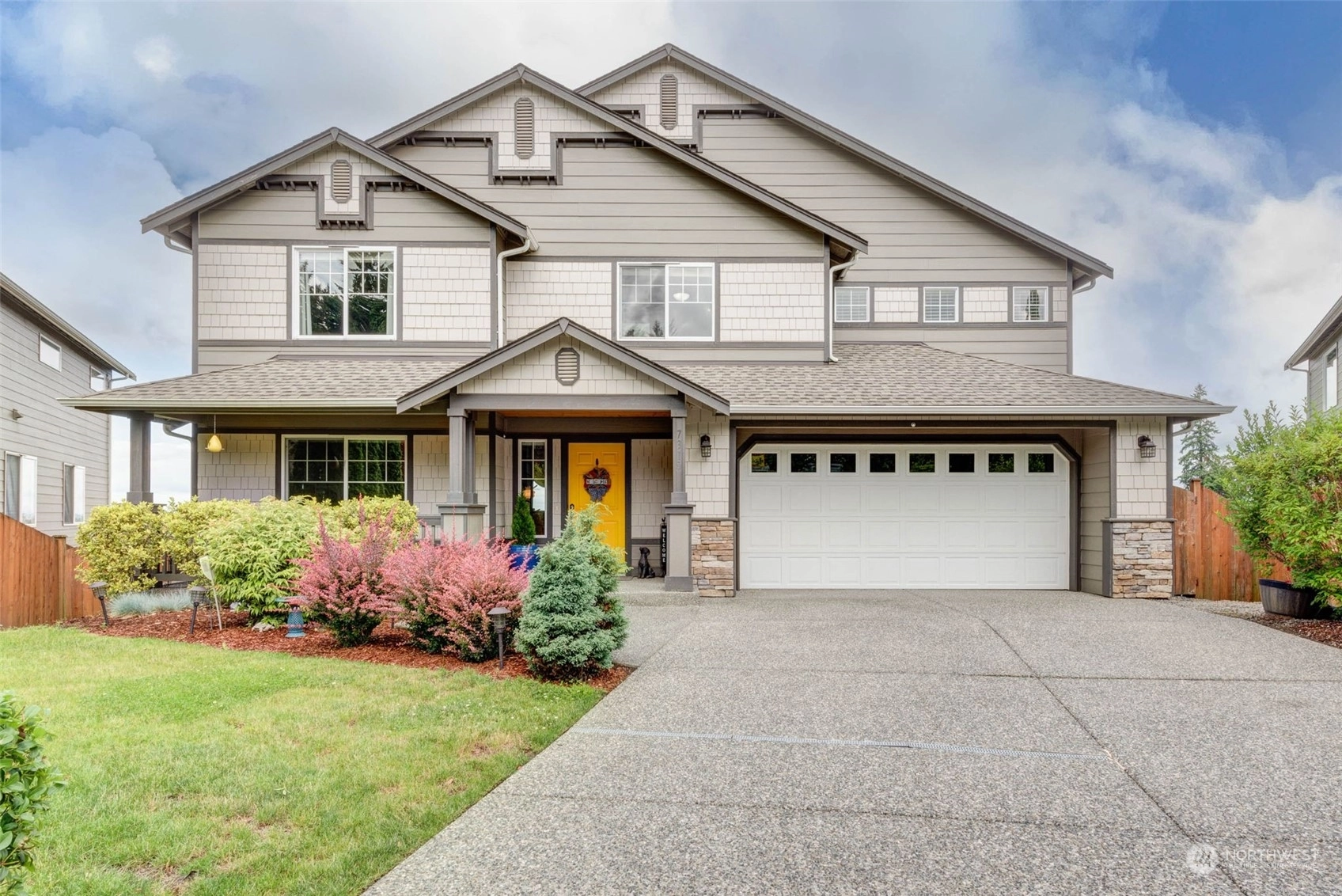 7319 15th Pl SE Unit  Lake Stevens WA 98258