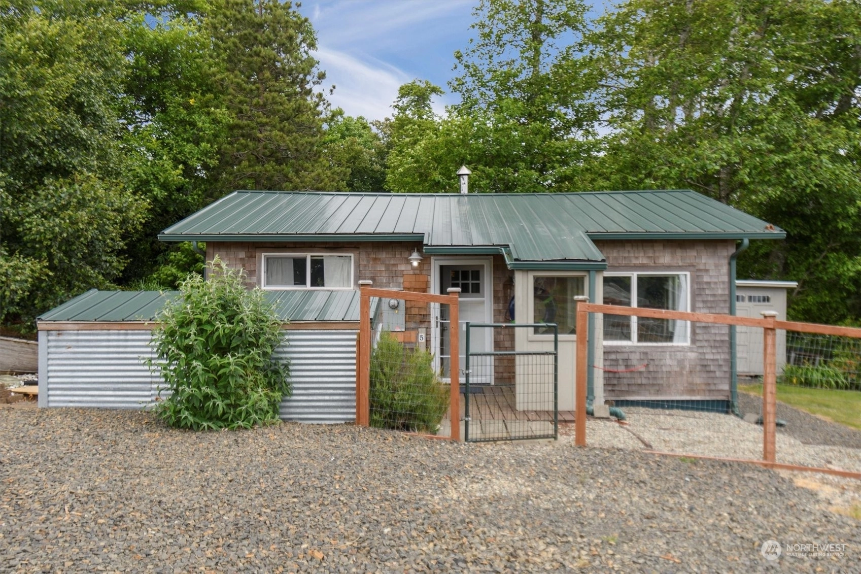5 7 Sunset Rd Unit  Bay Center WA 98527