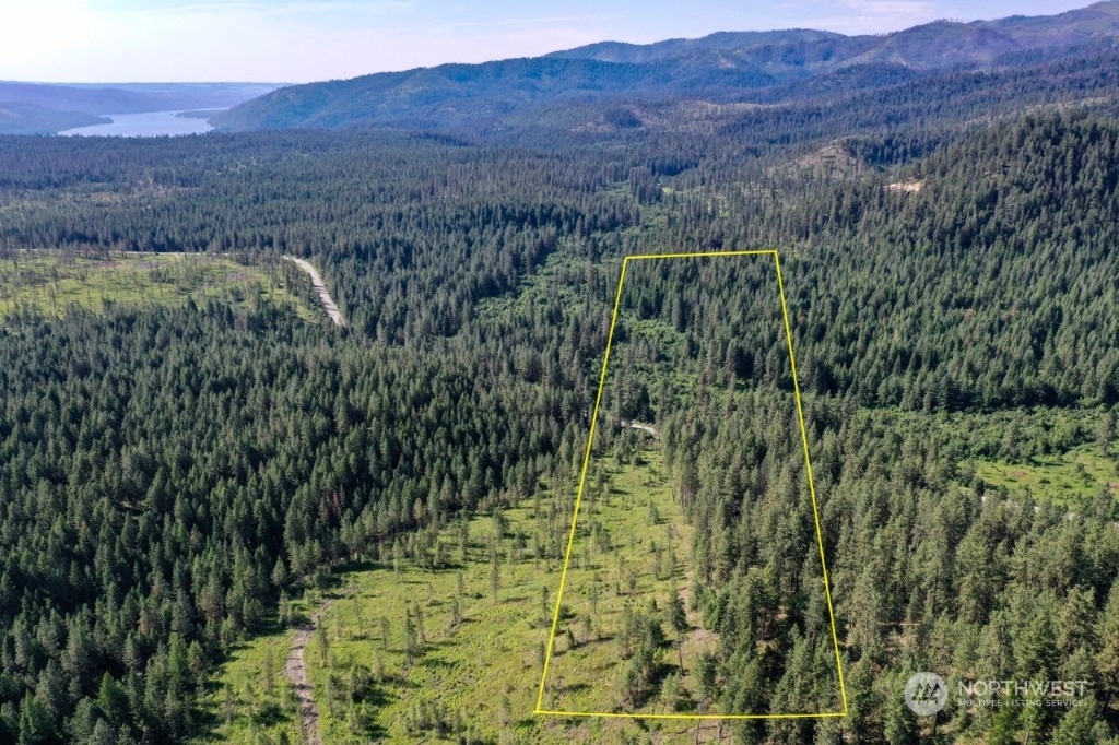 Silver Creek Rd Inchelium WA 16149