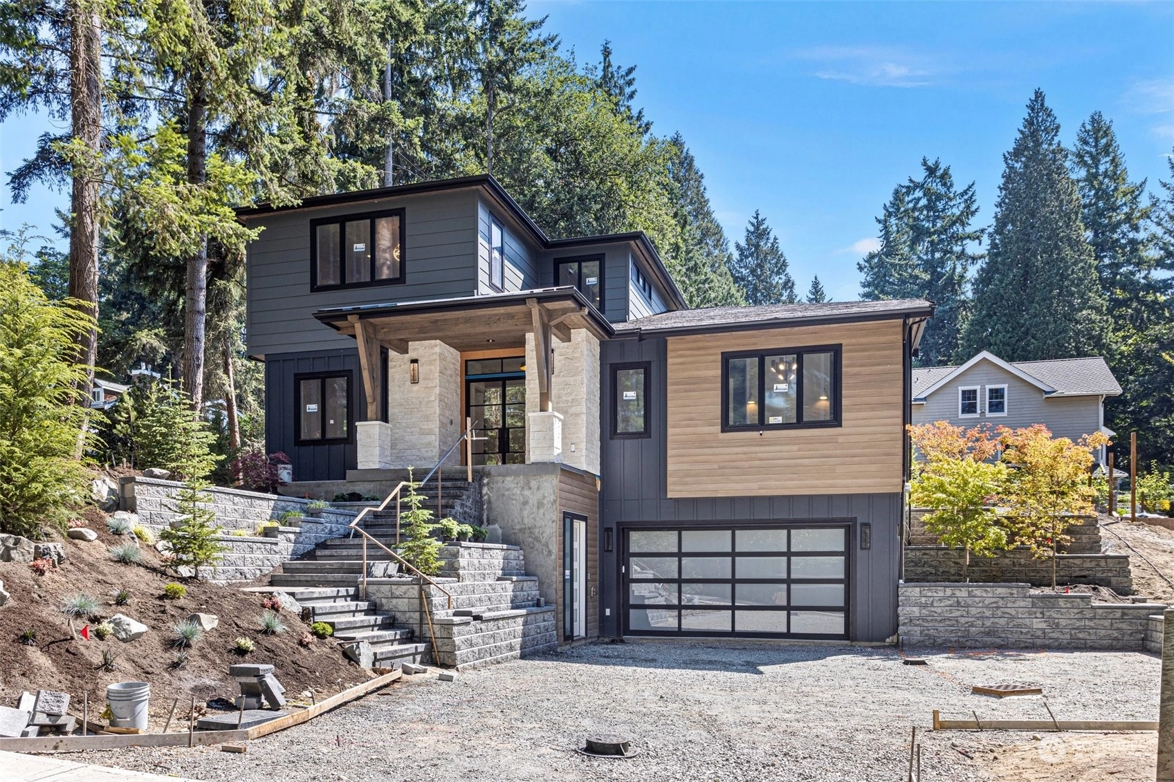 2820 105th Ave SE Beaux Arts Village WA 98004