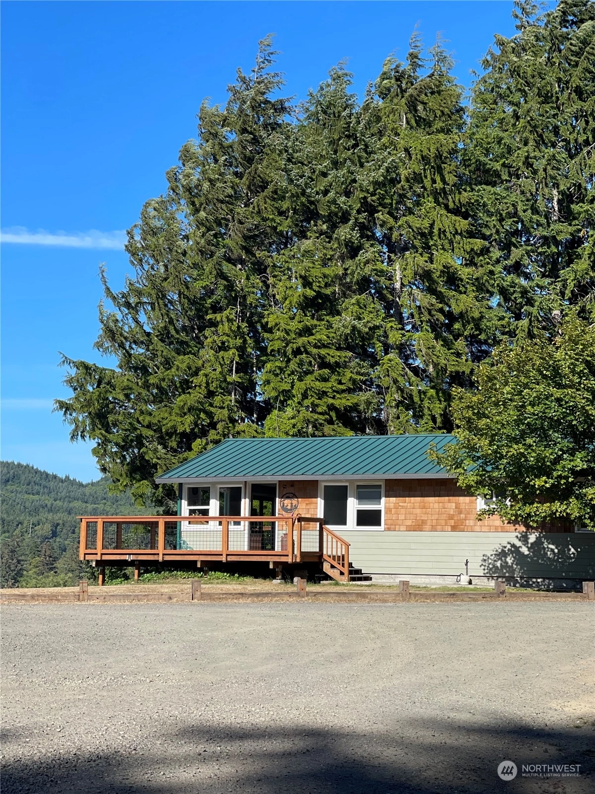 185 7th St Clallam Bay WA 98326