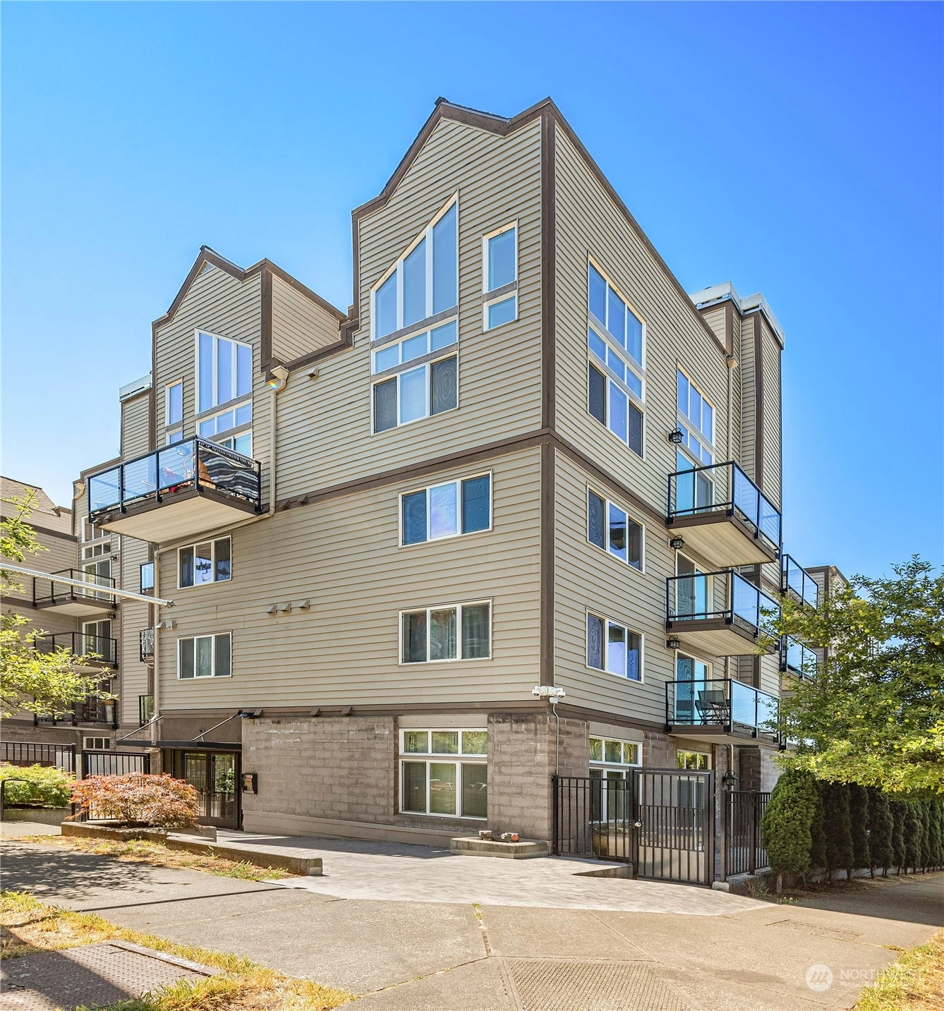 231 Belmont Ave E Unit 301 Unit 301 Seattle WA 98102