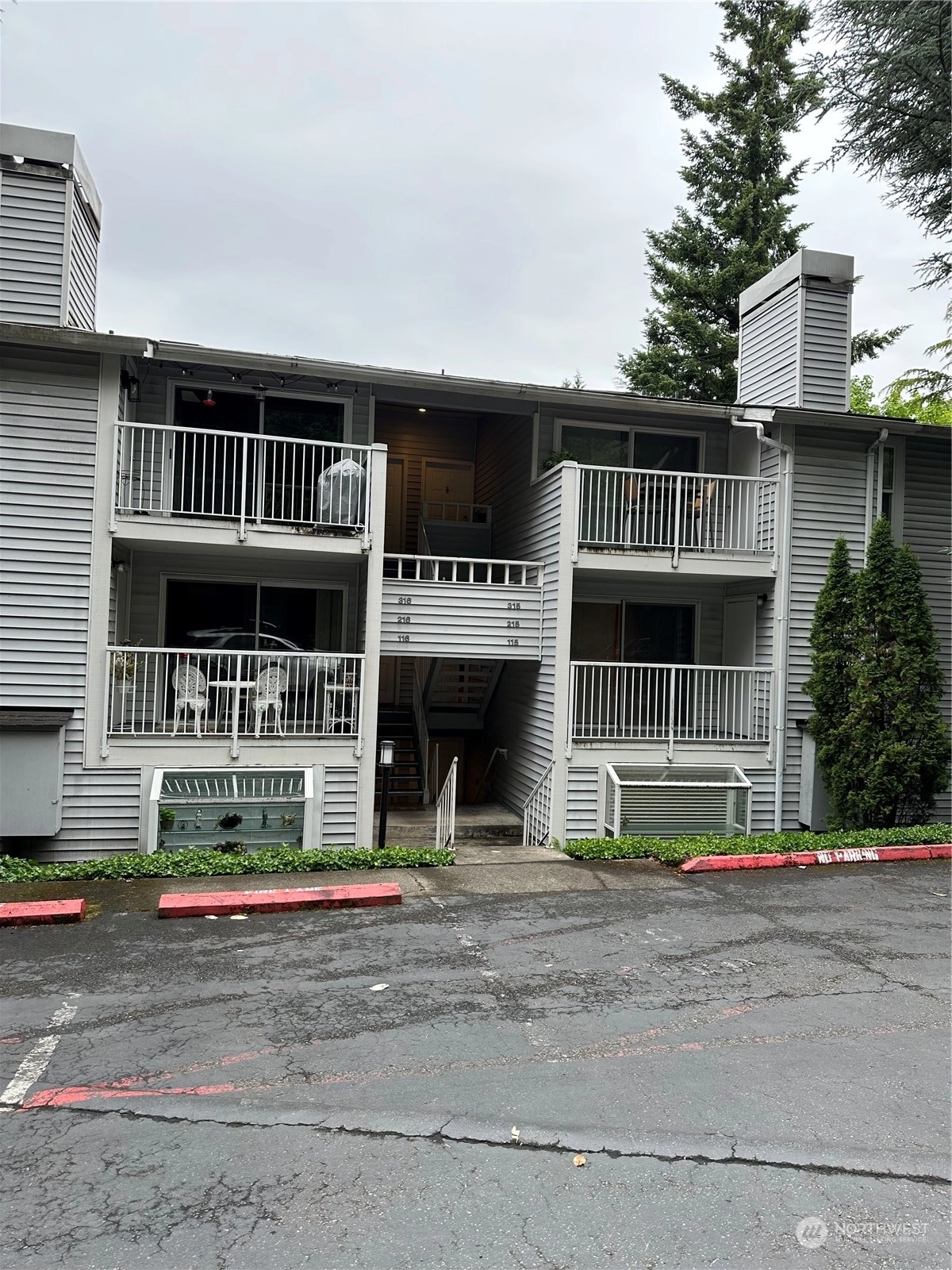 4106 Factoria Blvd SE Unit C215 Unit C215 Bellevue WA 98006