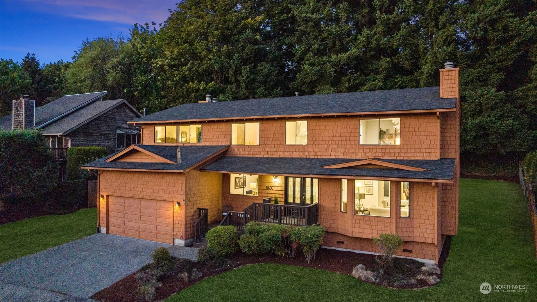 5400 Highland Dr Bellevue WA 98006