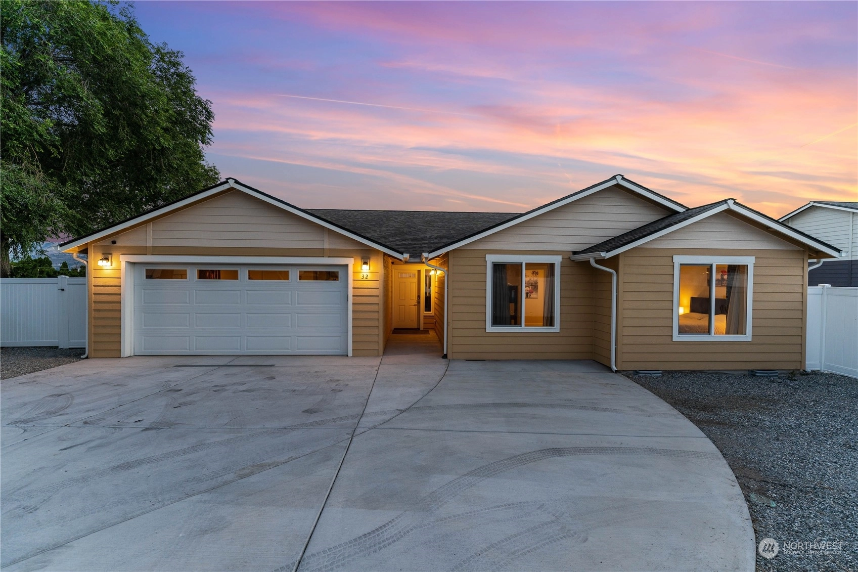 32 Honeycrisp Ln Unit  Manson WA 98816