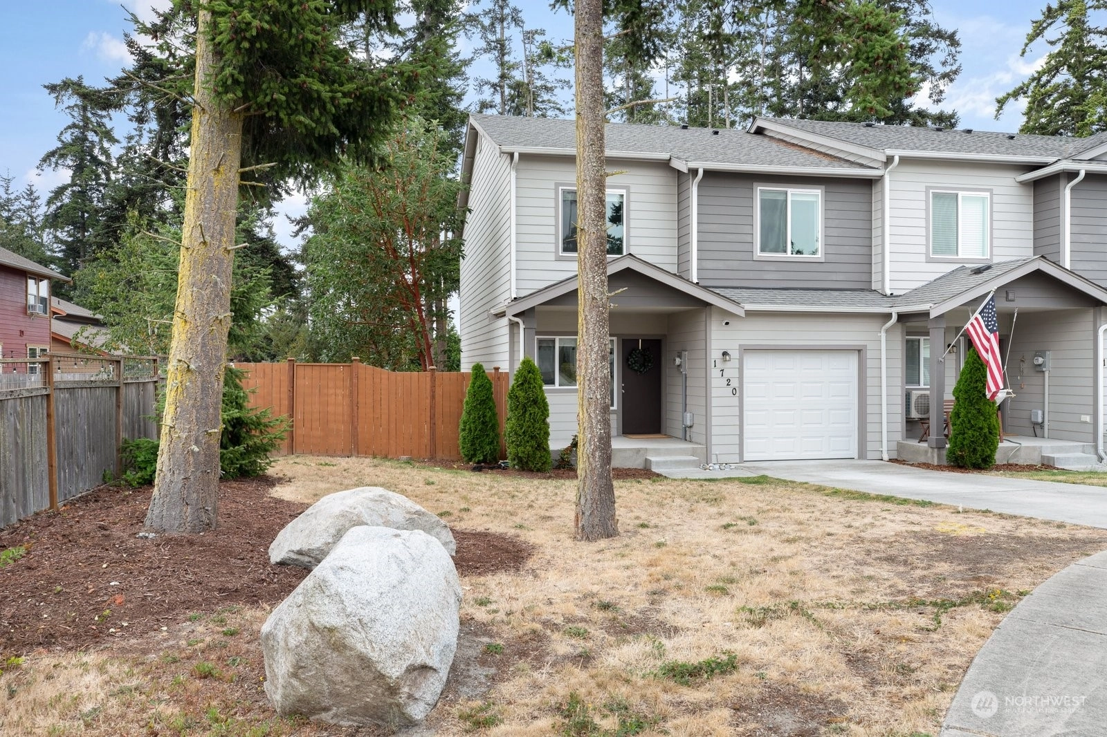 1720 SW Cooper Way Unit  Oak Harbor WA 98277
