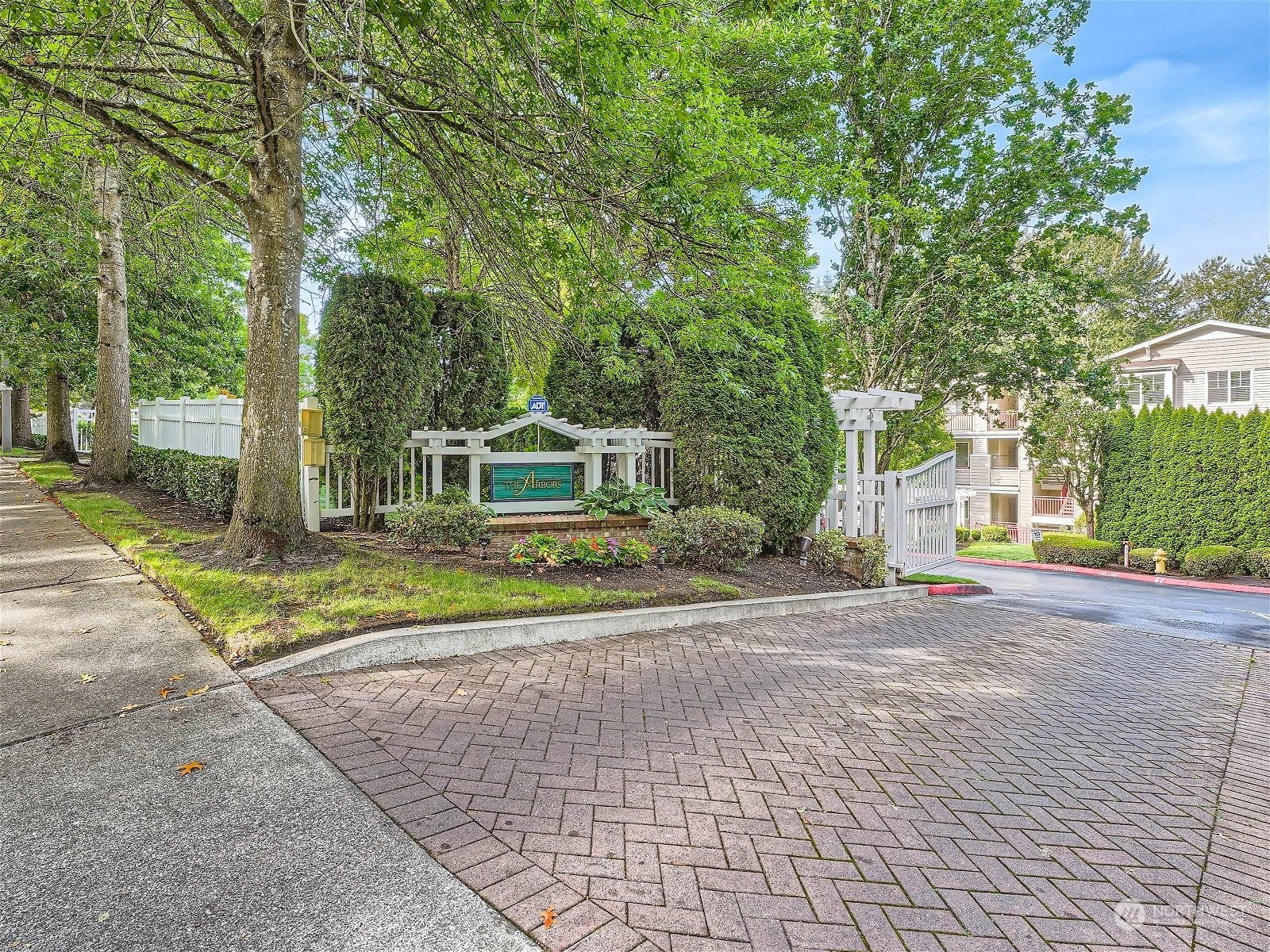 1709 134th Ave SE Unit 8 Unit 8 Bellevue WA 98005
