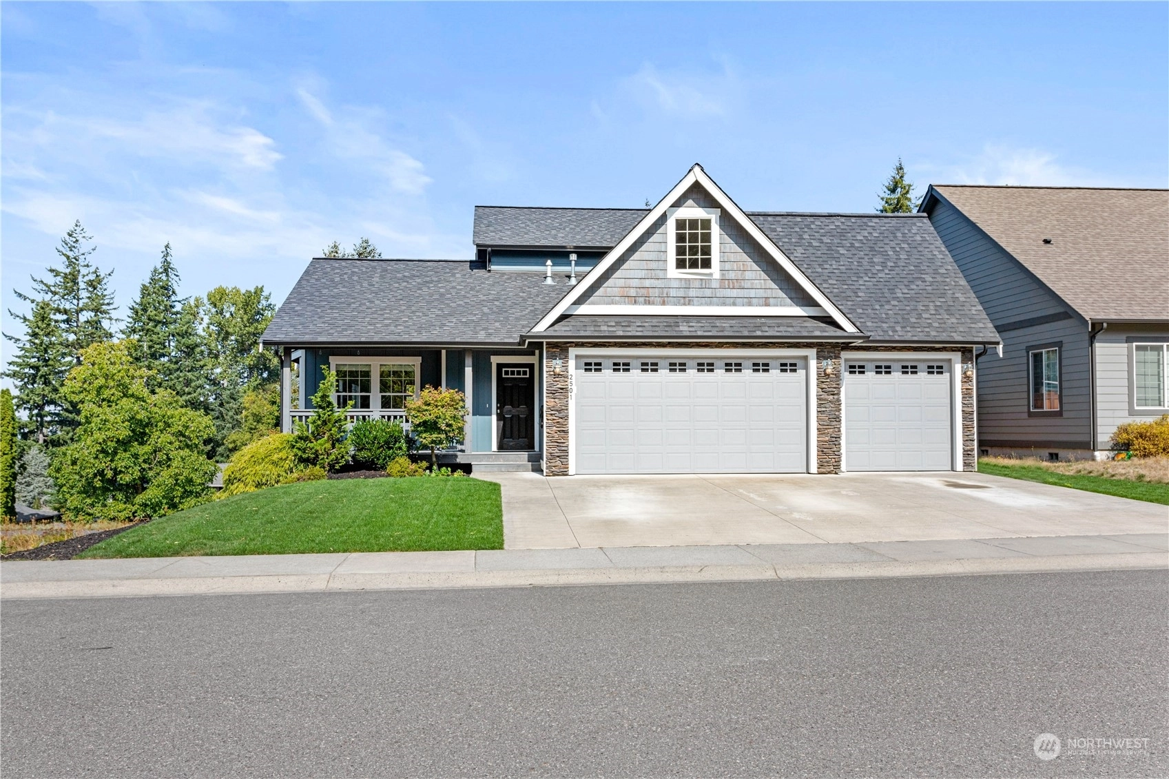 2501 Elmhurst Ct Bellingham WA 98229