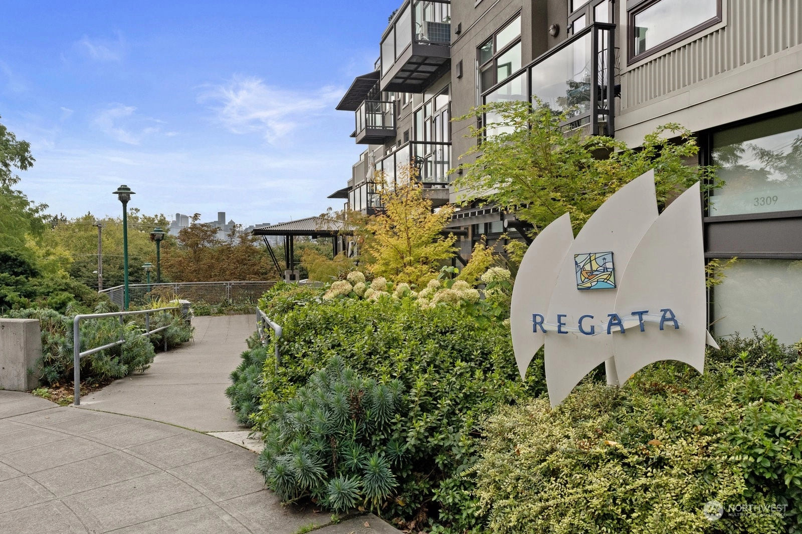 1730 N Northlake Way Unit 213 Unit 213 Seattle WA 98103