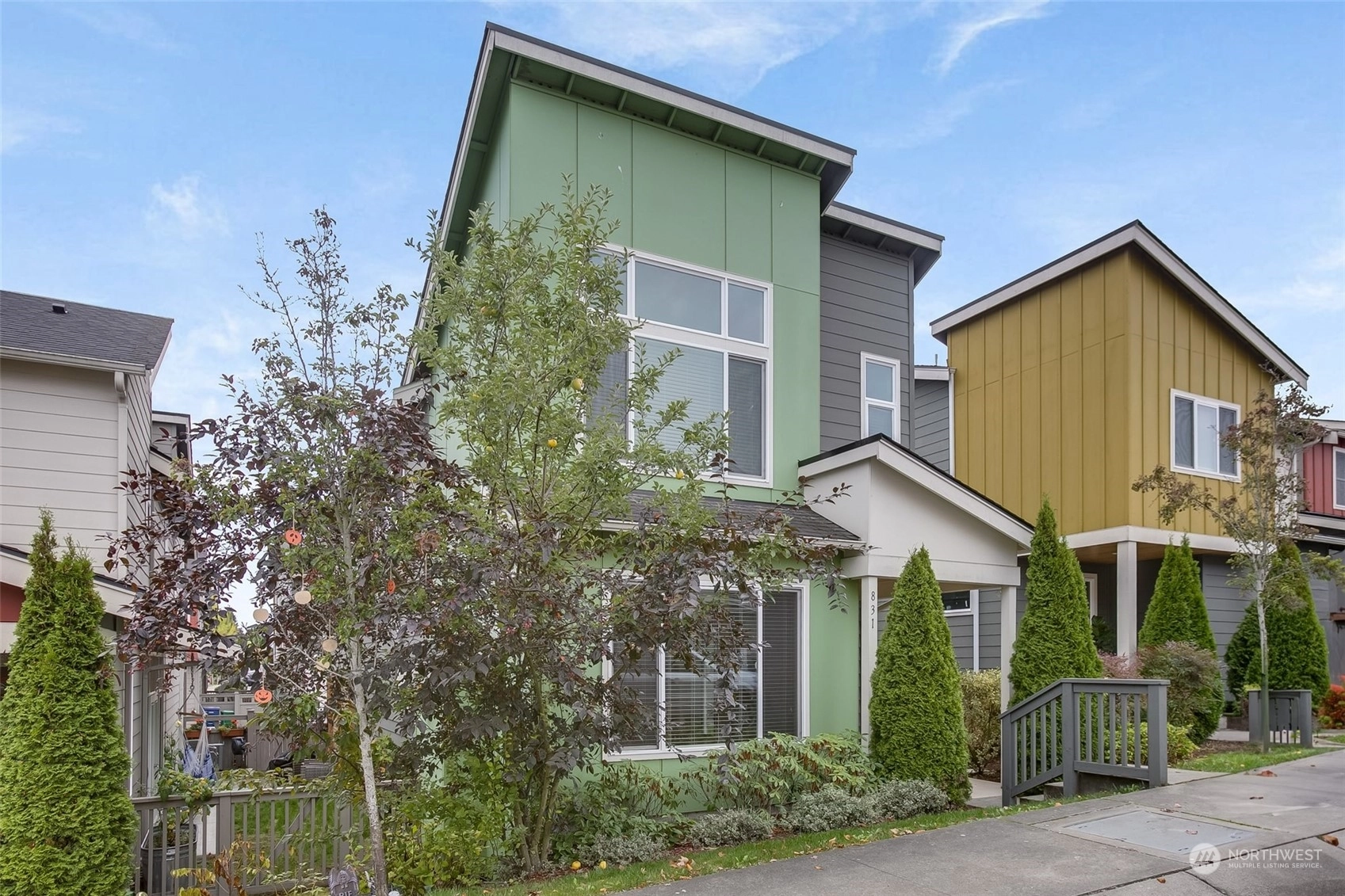 831 SW 96th Pl Seattle WA 98106