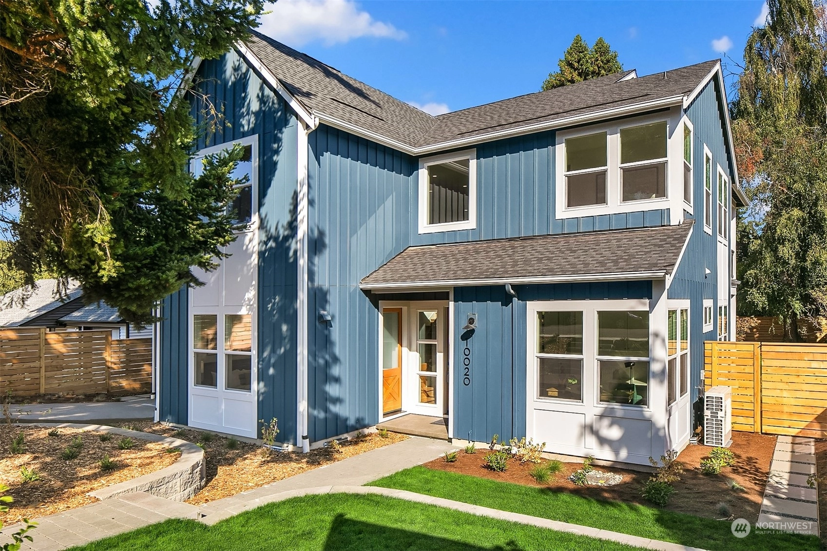 10020 Dibble Ave NW Unit  Seattle WA 98177