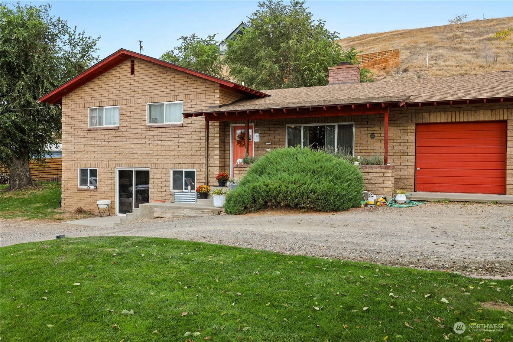 141 Temby Ln Granger WA 98932