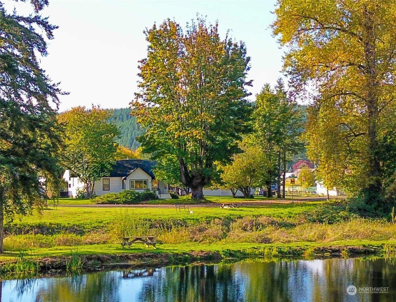 311 Madison St Ryderwood WA 98581