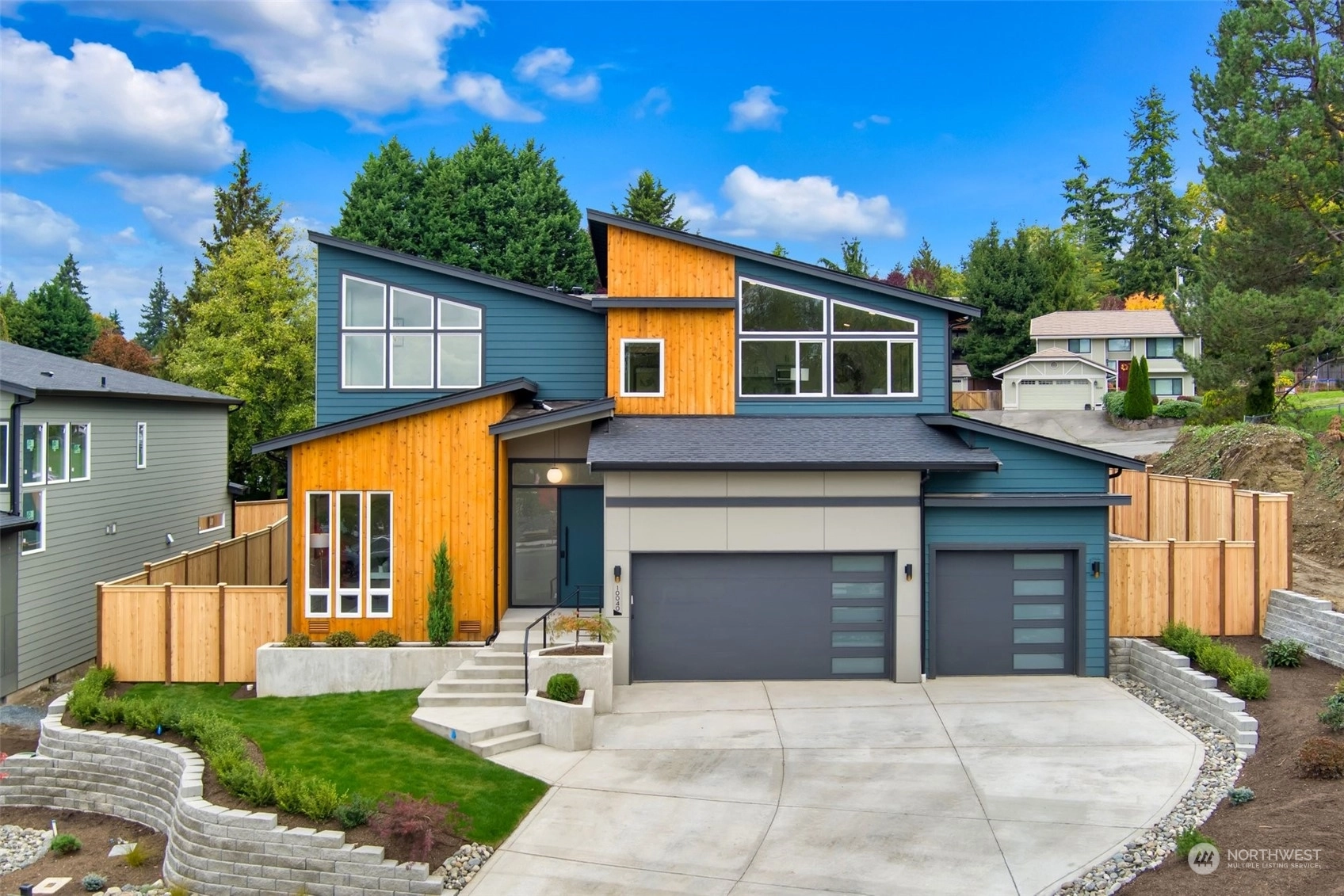 10040 NE 196th Pl Unit  Bothell WA 98011