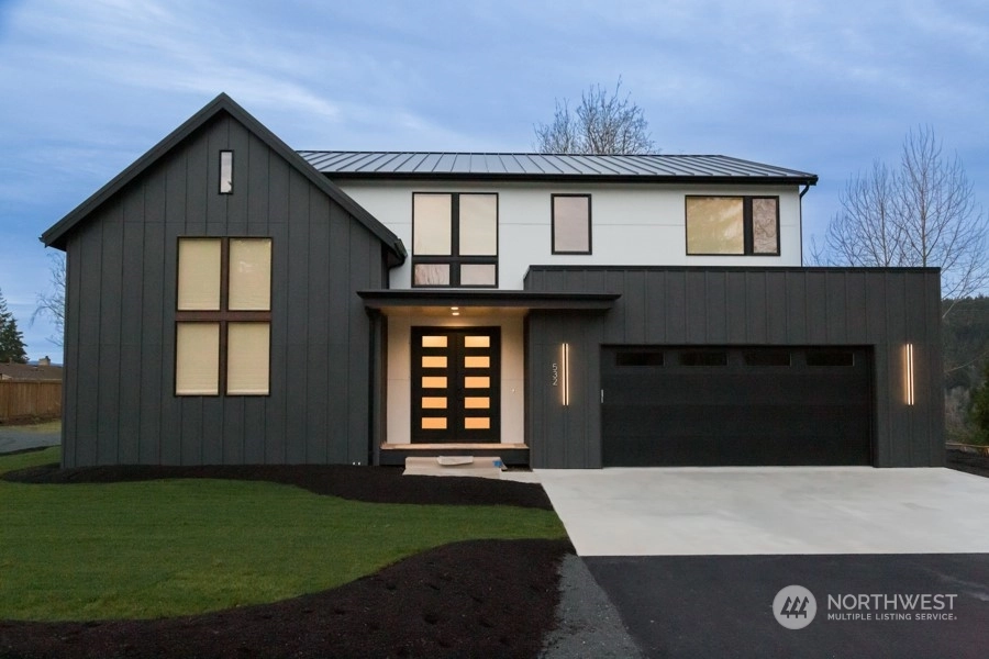 532 38th St Unit  Bellingham WA 98229