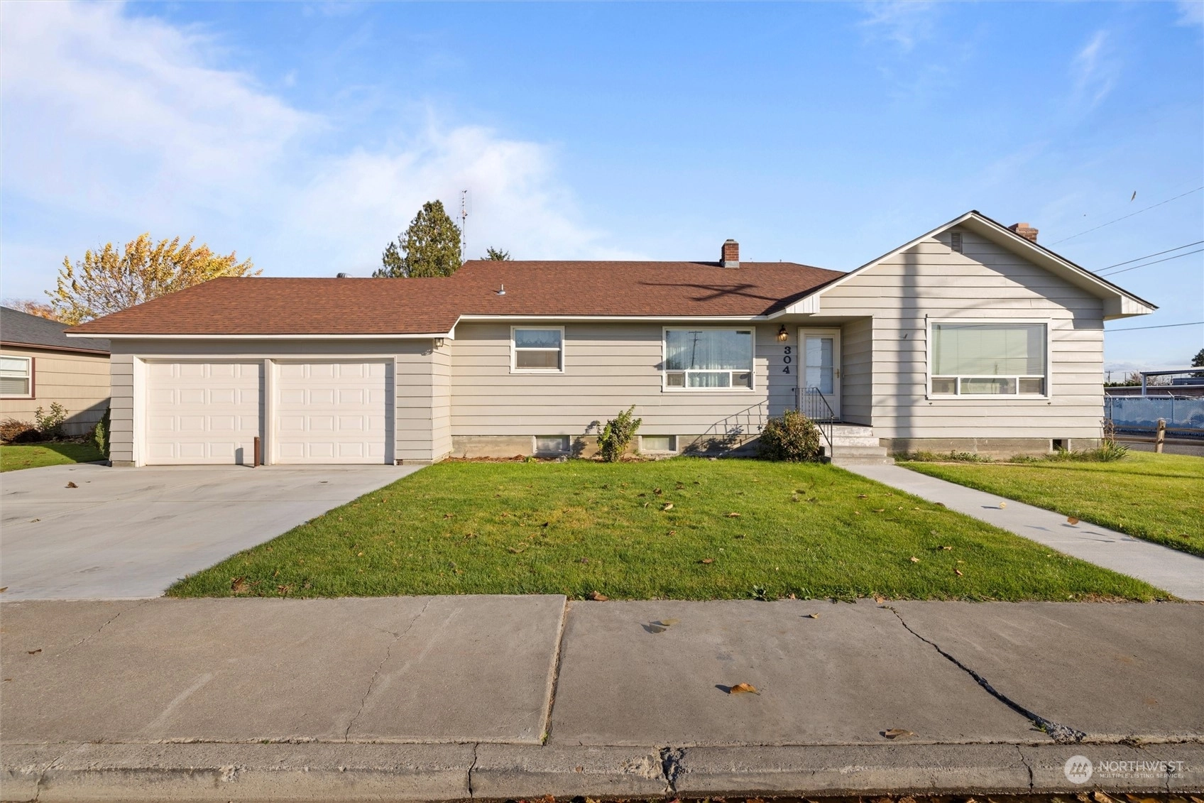 304 N 14th St Sunnyside WA 98944