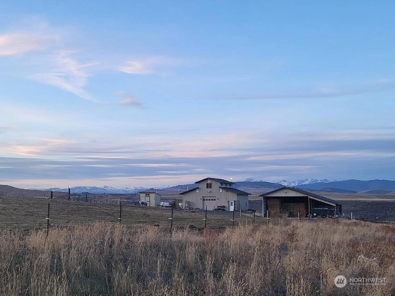 211 Labrador Dr Thorp WA 98946