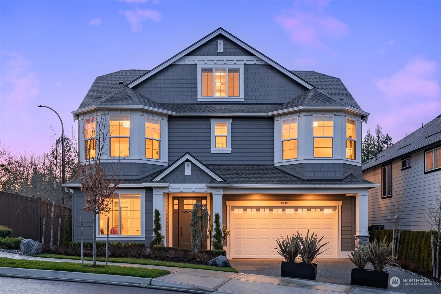 2389 209th Pl SE Unit  Sammamish WA 98075