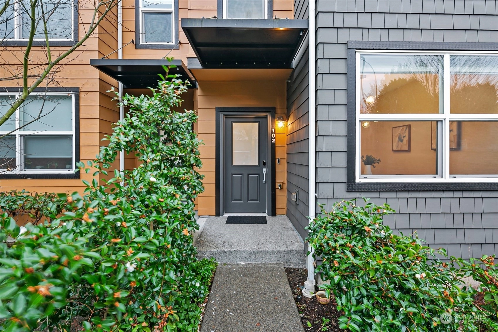 10398 157th Pl NE Unit 102 Unit 102 Redmond WA 98052