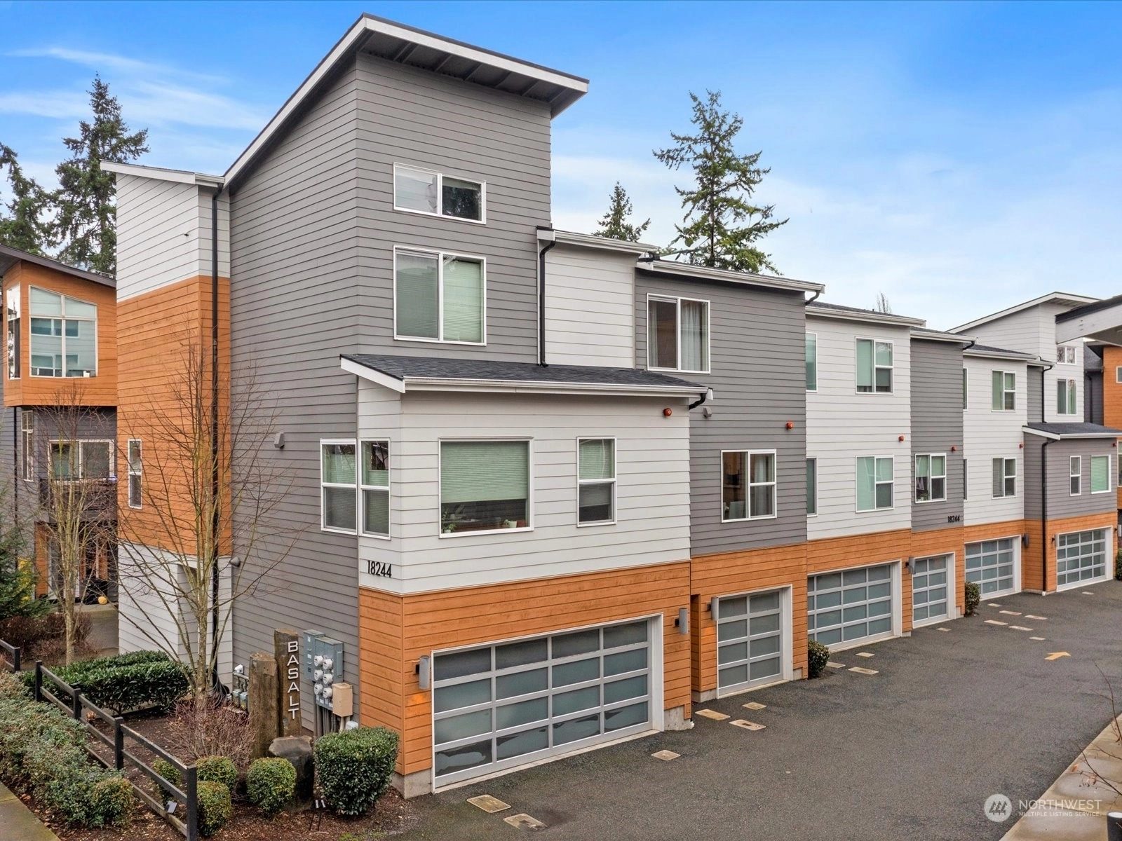 18244 73rd Ave NE Unit 102 Unit 102 Kenmore WA 98028