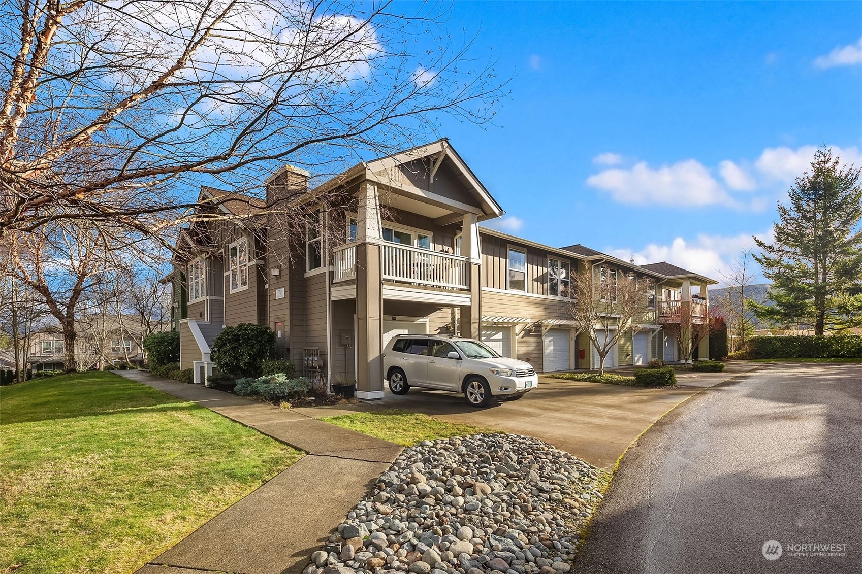 7709 Fairway Ave SE Unit 204 Unit 204 Snoqualmie WA 98065