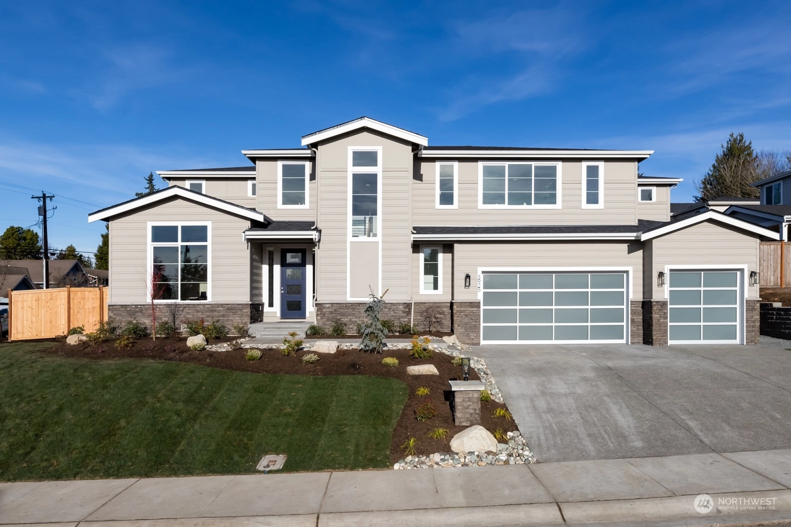 3925 189th Pl SW Unit  Lynnwood WA 98036