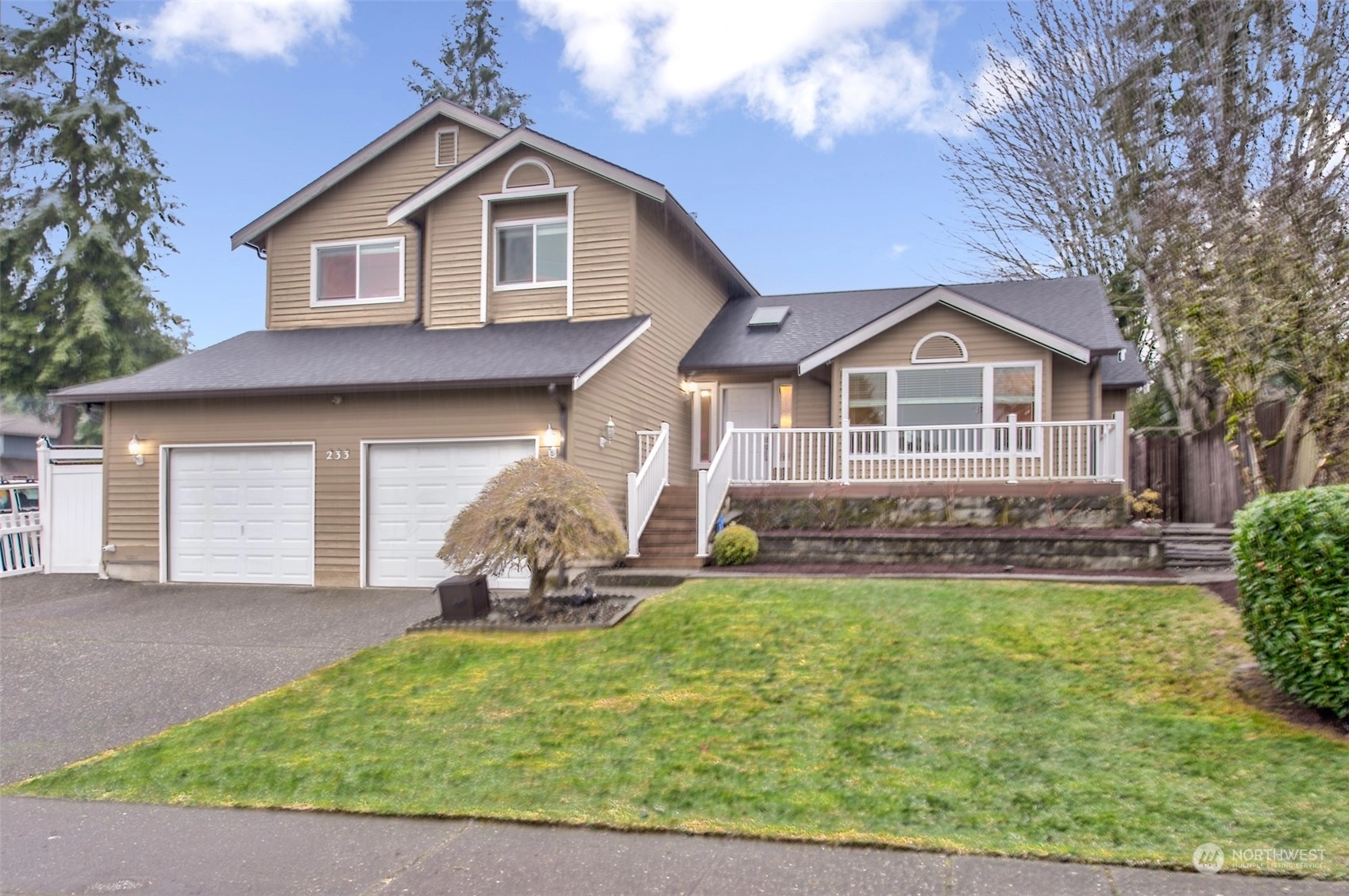 233 236th Pl SW Unit  Bothell WA 98021