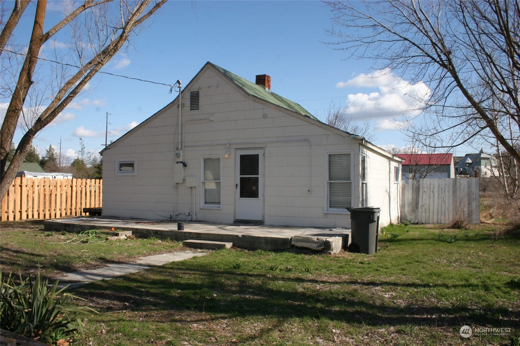 115 N Main St Unit  Washtucna WA 99371