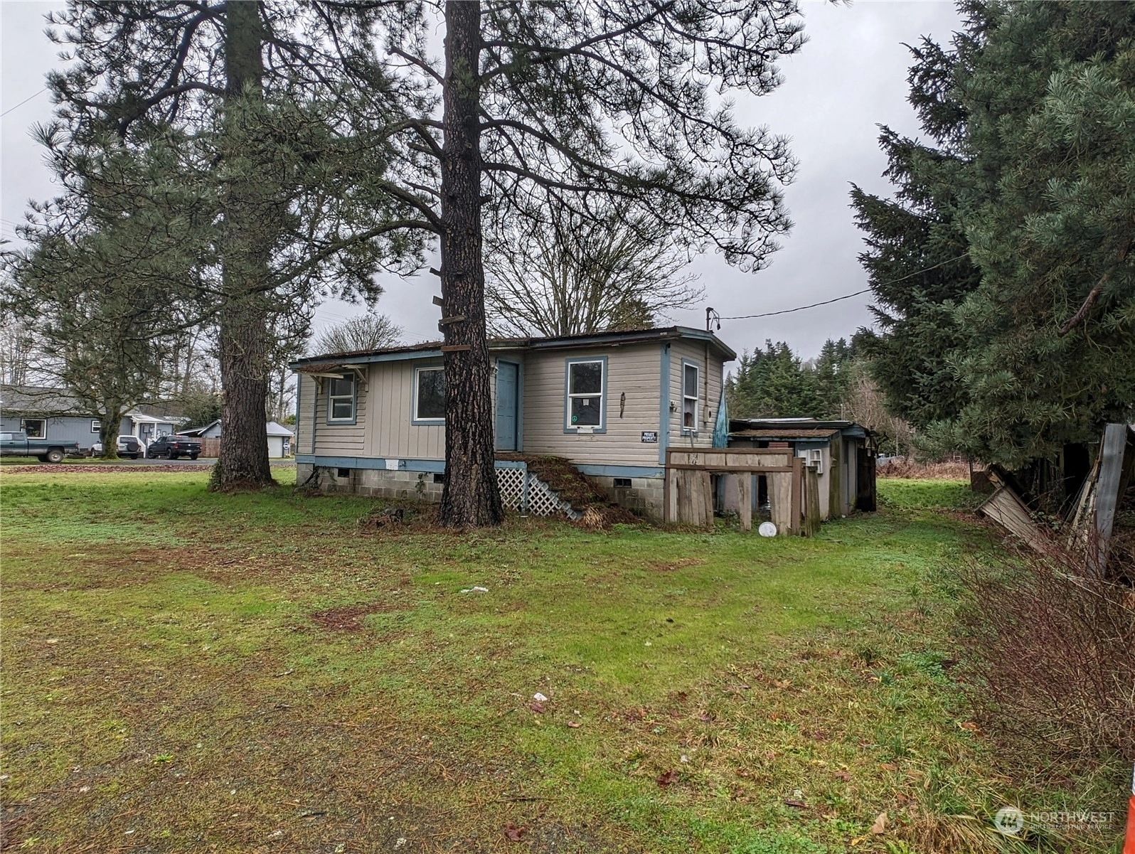 211 S Market St Bucoda WA 98530