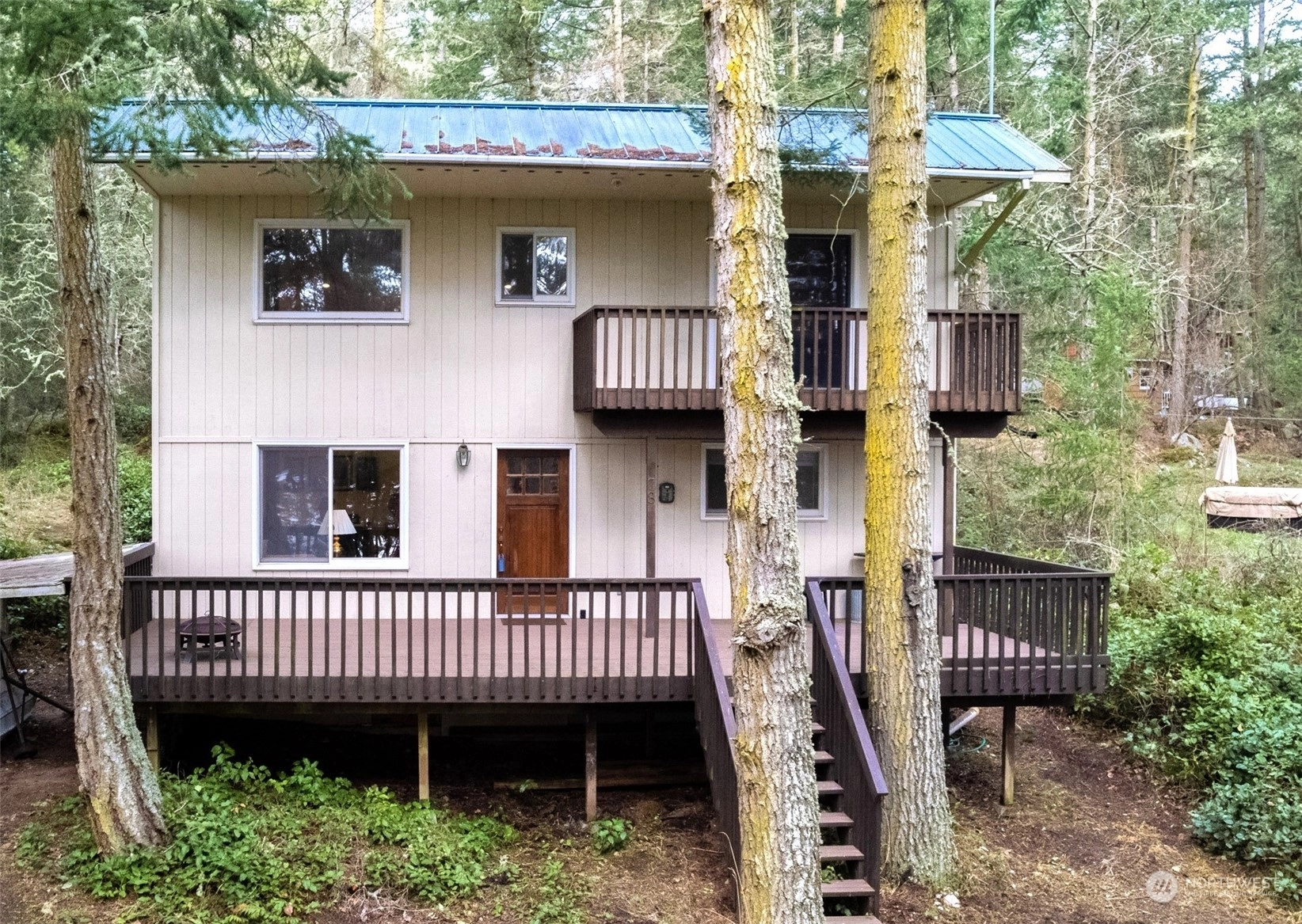 1114 Chinook Way Unit  Center Island WA 98221