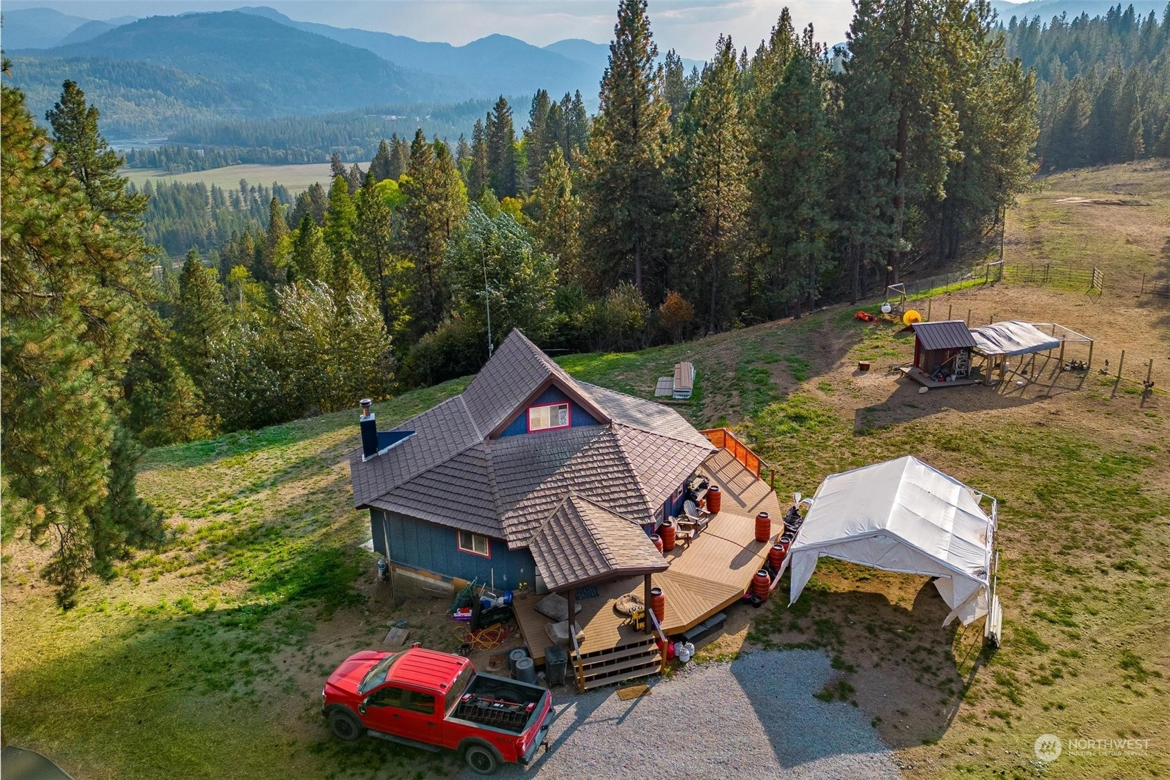 4523 Mitchell Rd Northport WA 99157