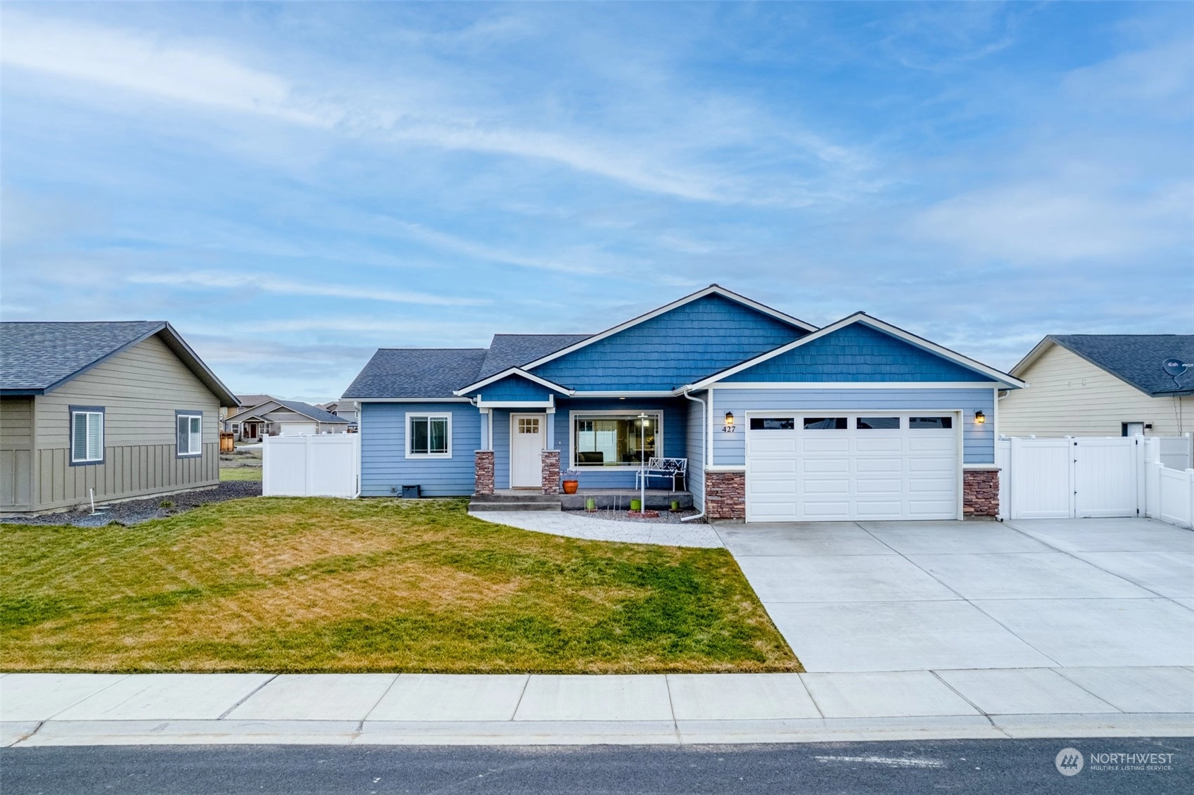 427 Q St SW Quincy WA 98848