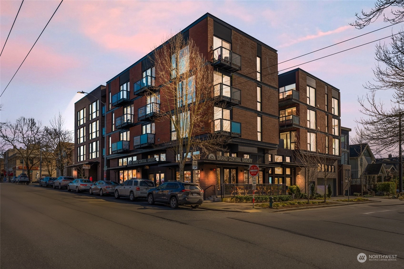 1601 N 45th St Unit 301 Unit 301 Seattle WA 98103