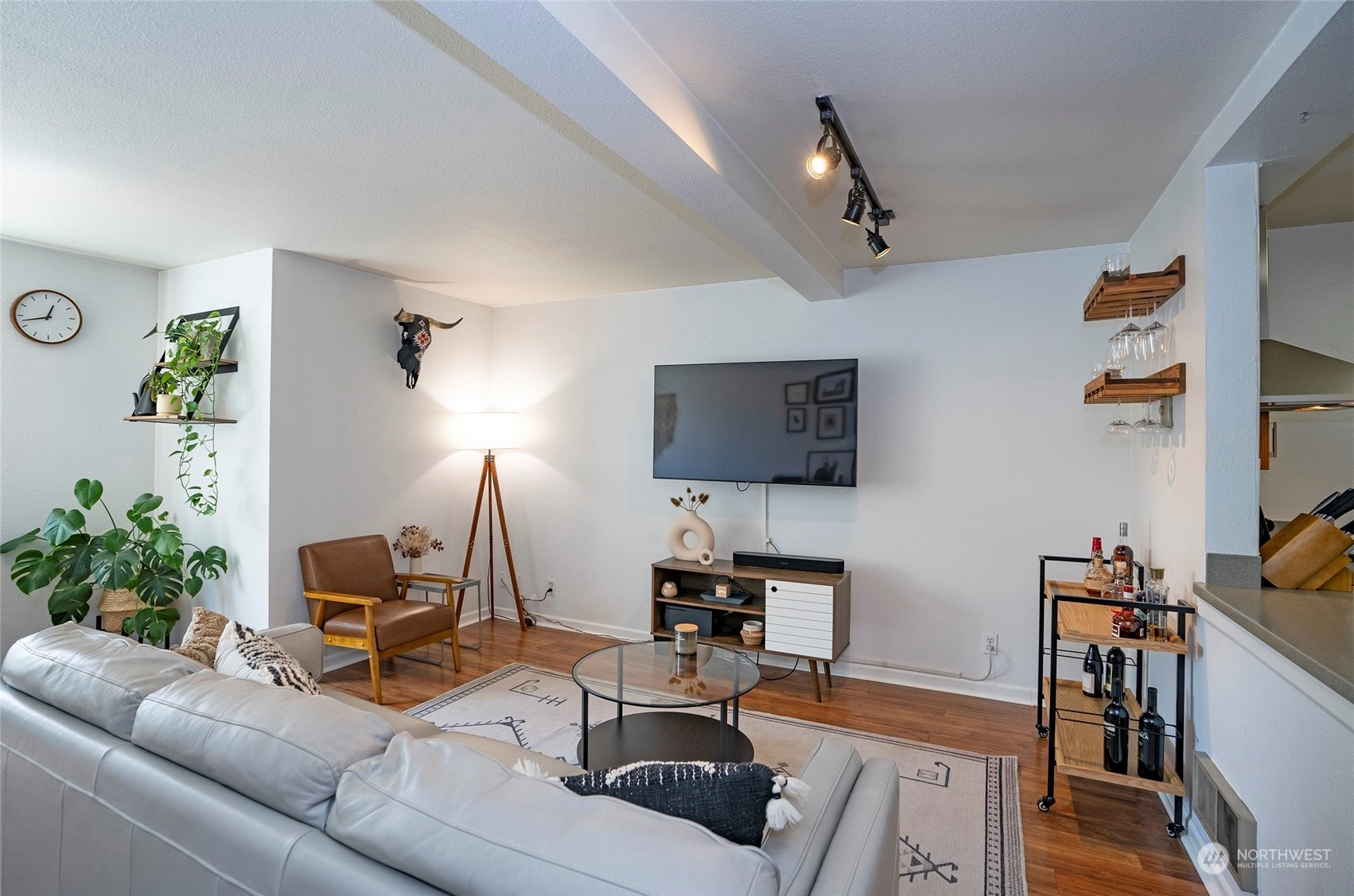 800 N Allen Pl Unit 101 Unit 101 Seattle WA 98103